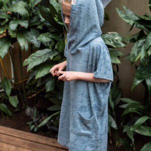 Lühikeste varrukatega Poncho DINOSAUR - lastele