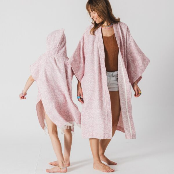 Bambusest vanniponcho lastele